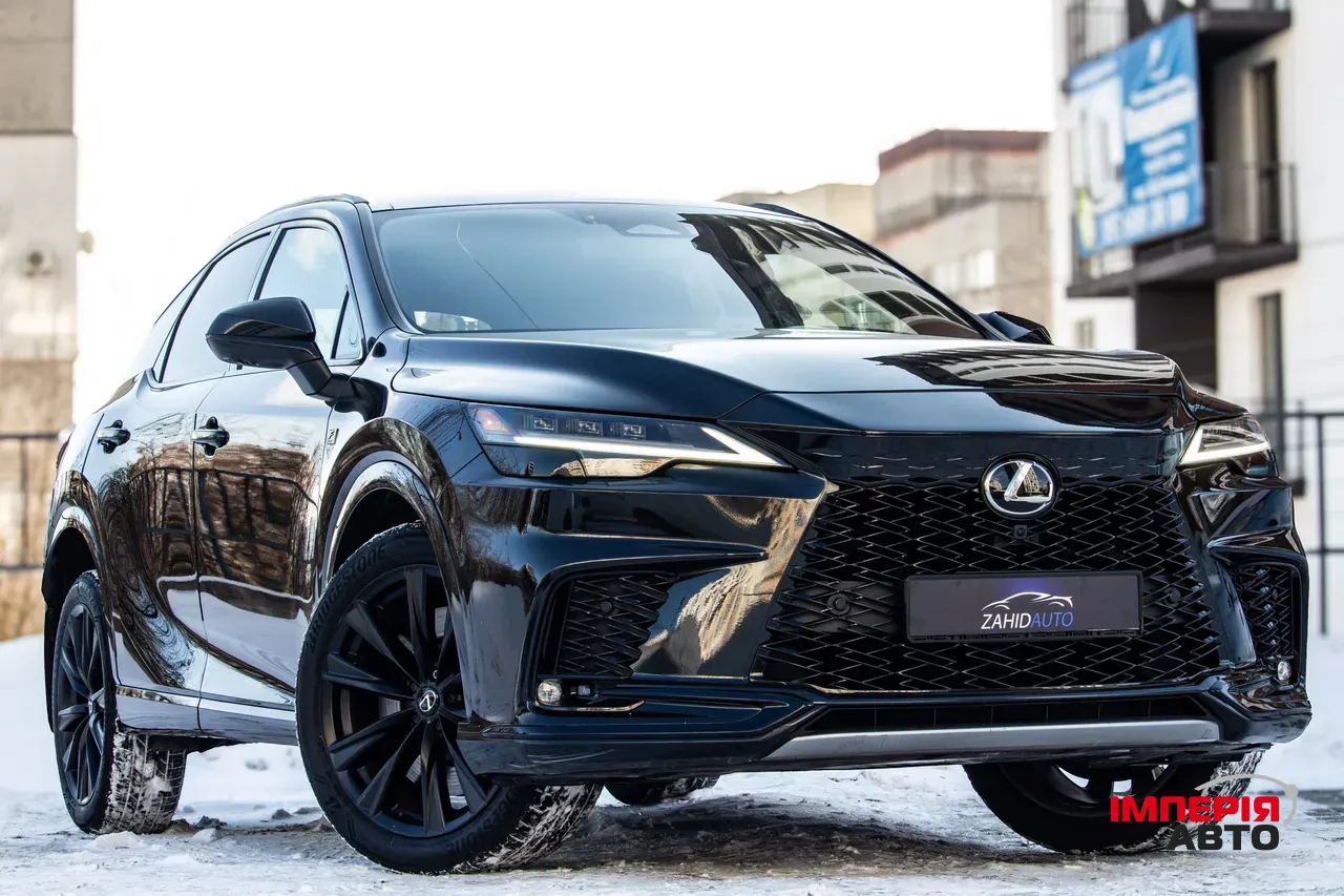 Lexus RX - фото 14