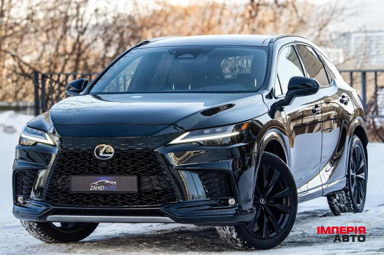 Lexus RX - фото 16