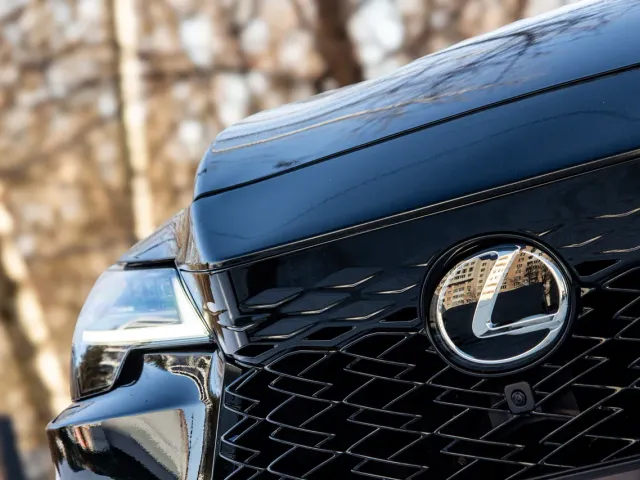 Lexus RX - фото 5