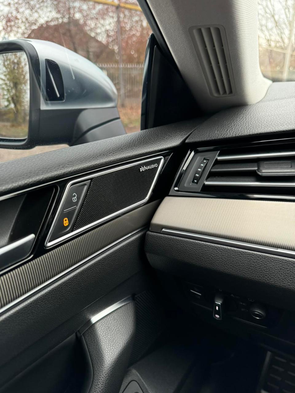 Volkswagen Arteon - фото 6