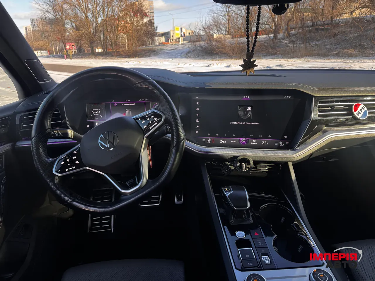 Volkswagen Touareg - фото 9