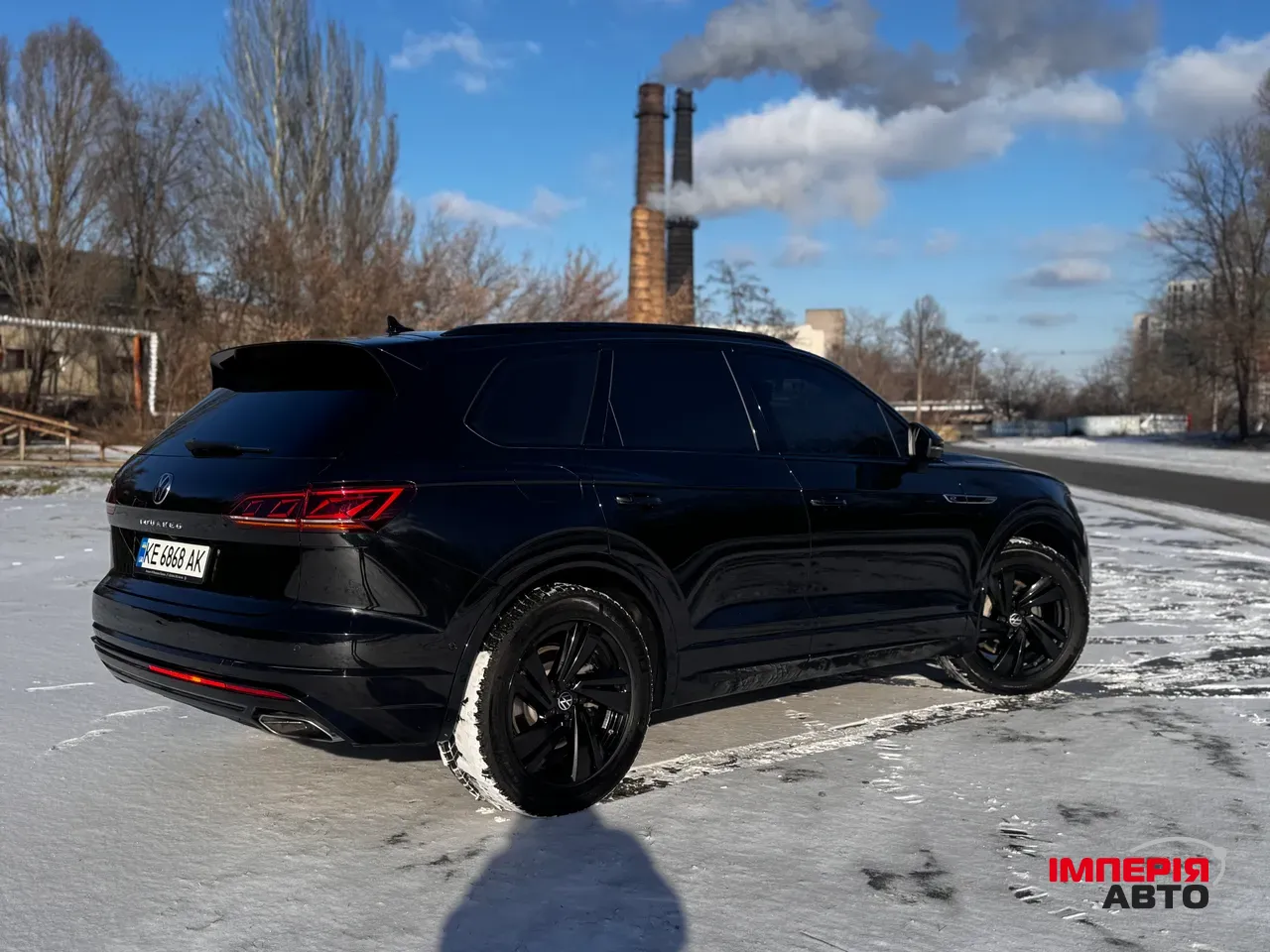 Volkswagen Touareg - фото 5