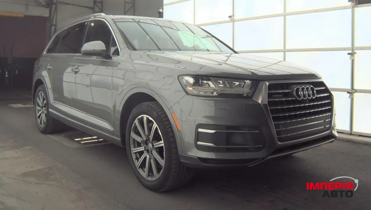 Audi Q7 - фото 4