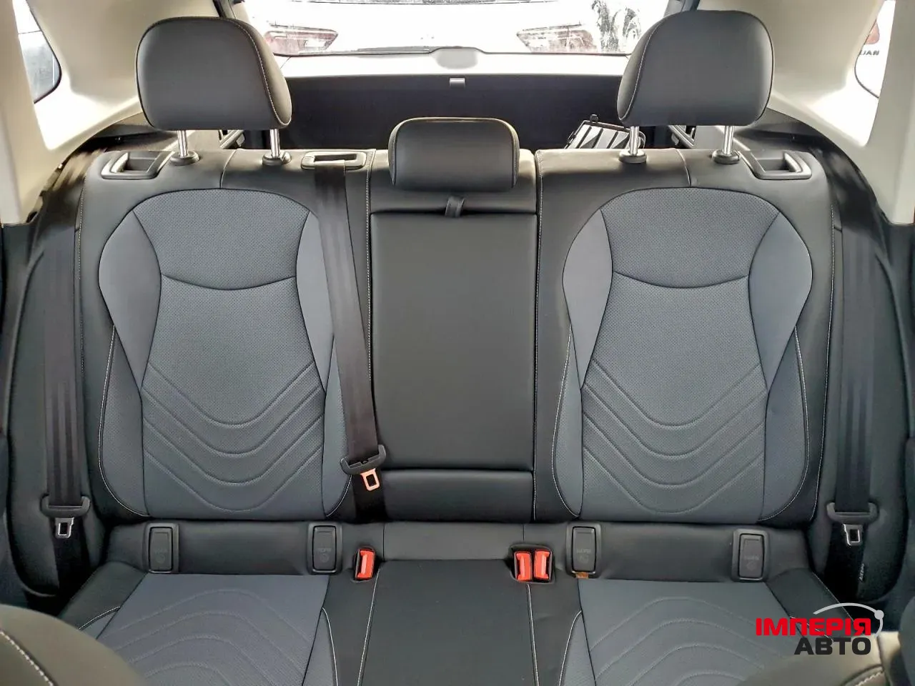 Volkswagen Tiguan - фото 11