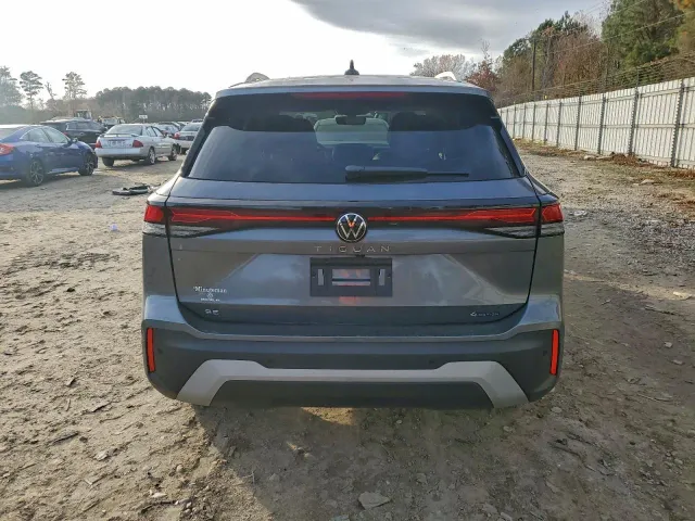 Volkswagen Tiguan - фото 4