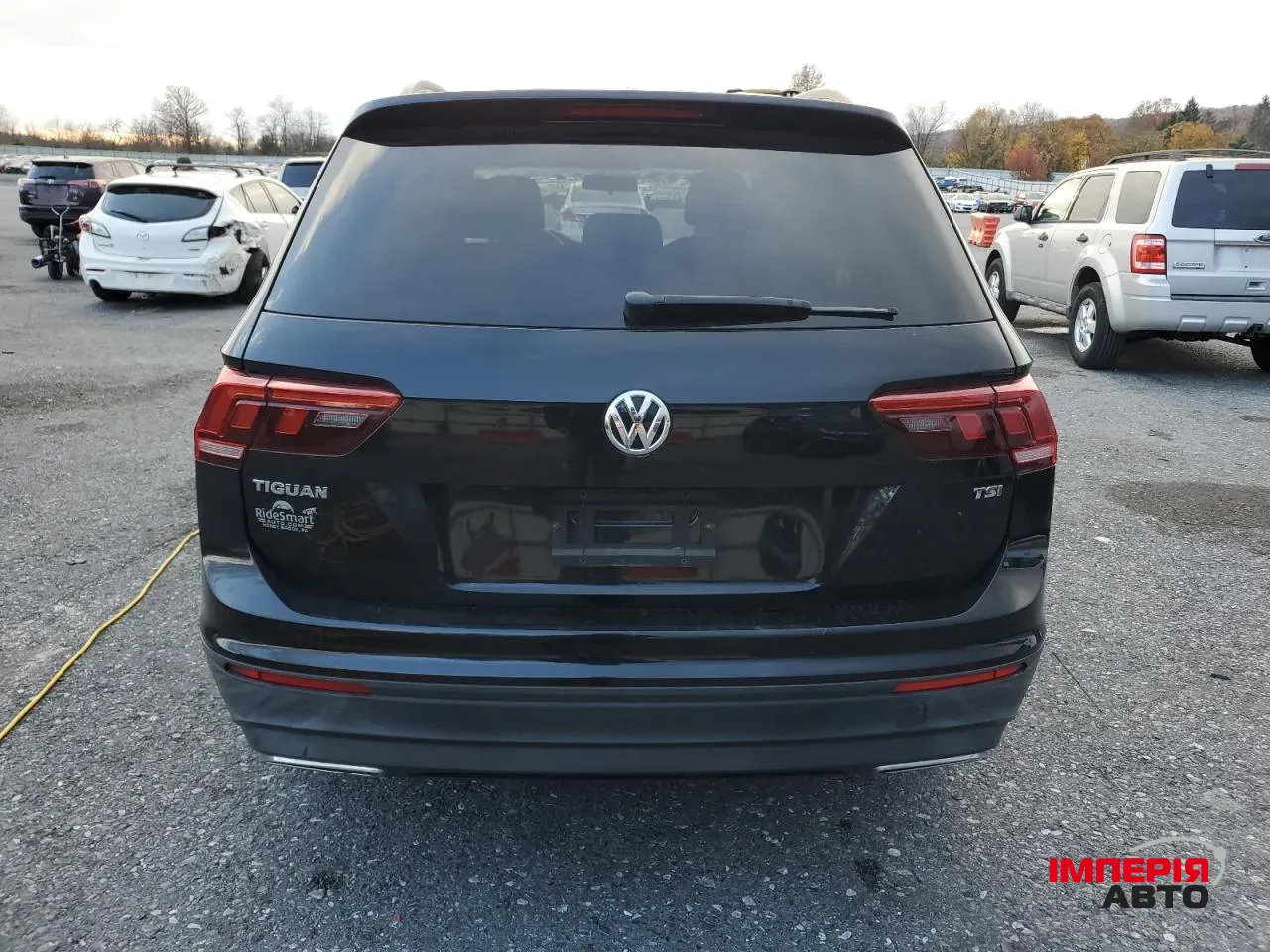 Volkswagen Tiguan - фото 4