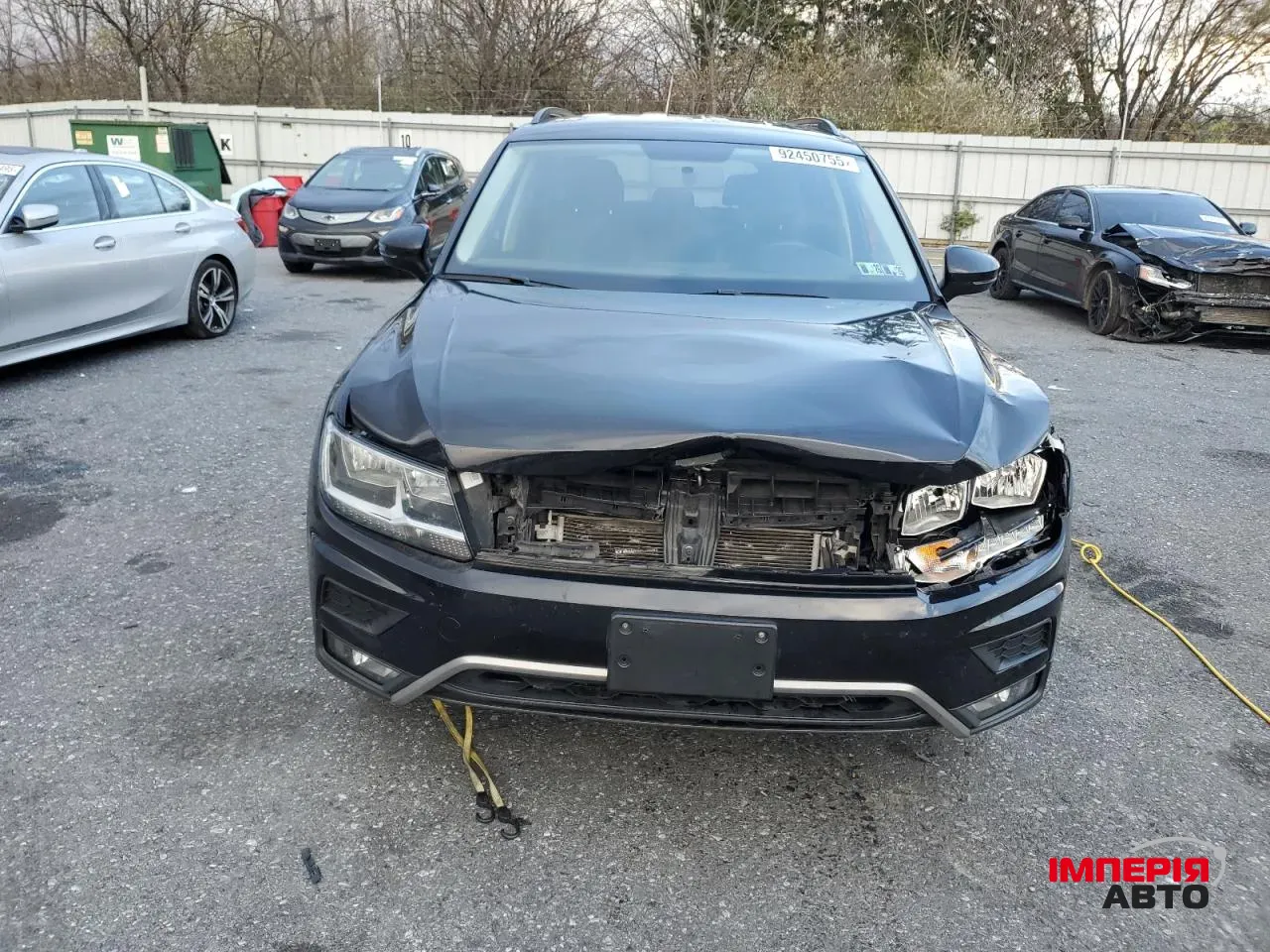 Volkswagen Tiguan - фото 3