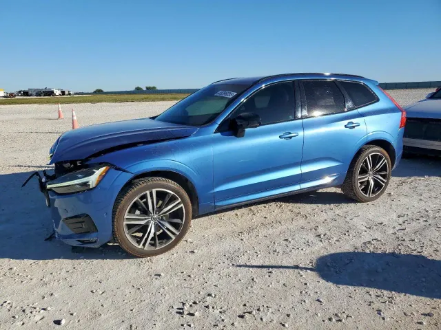 Volvo XC60 - фото 3