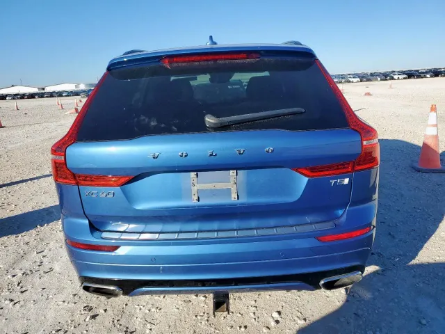 Volvo XC60 - фото 4