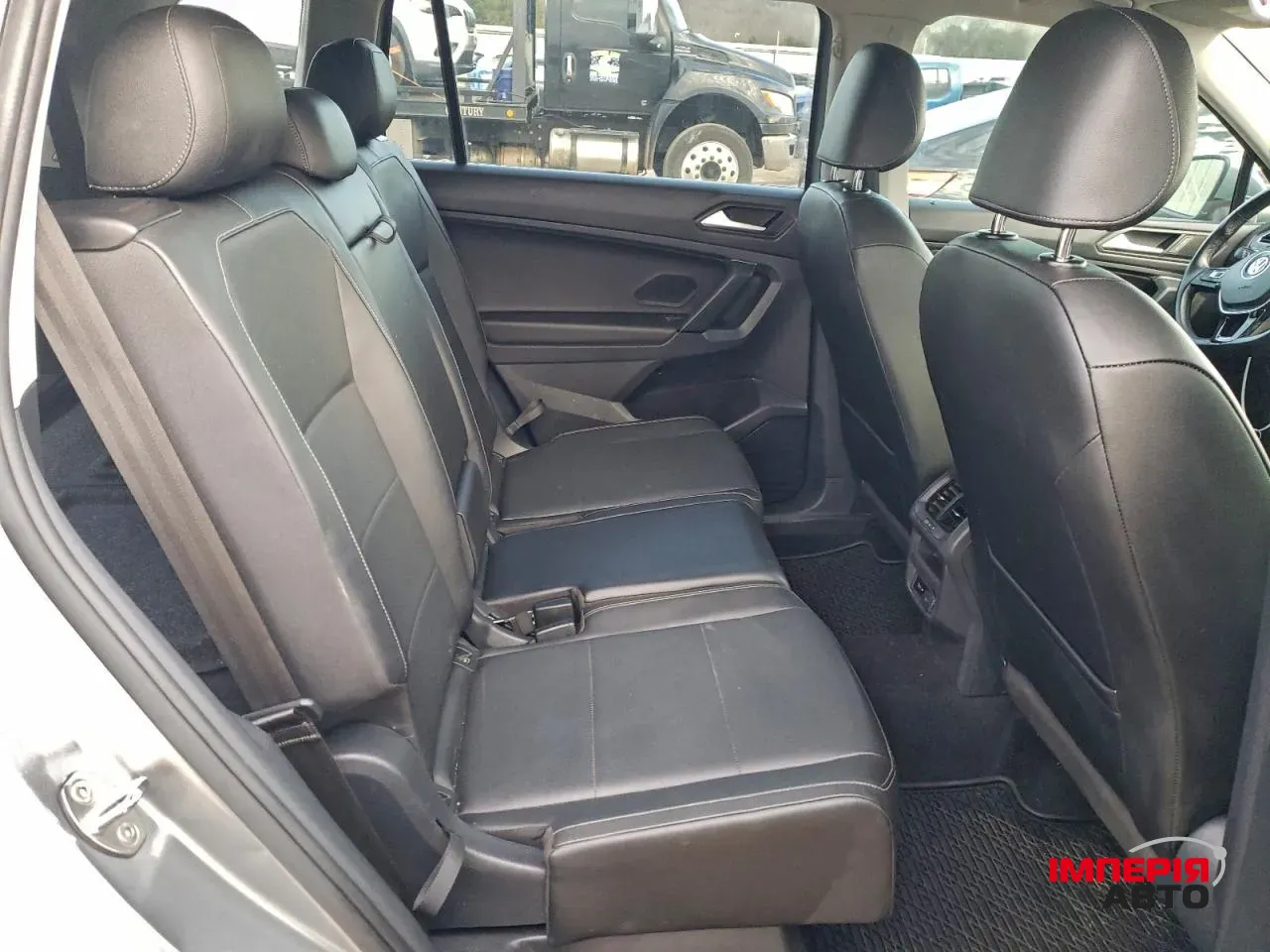 Volkswagen Tiguan - фото 9