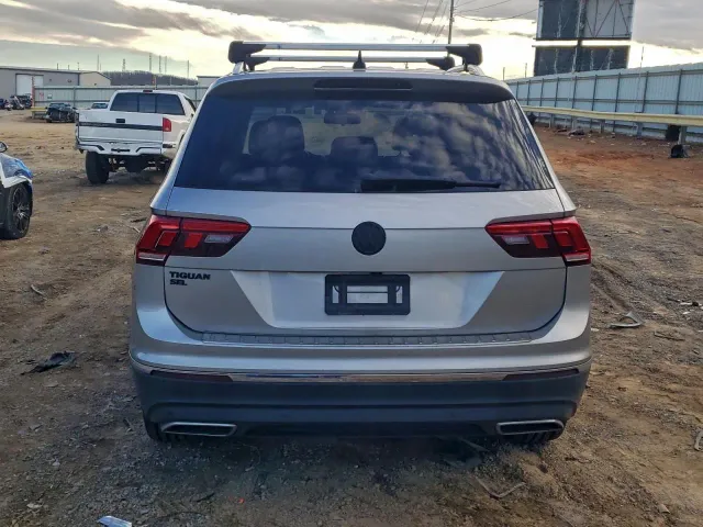 Volkswagen Tiguan - фото 1