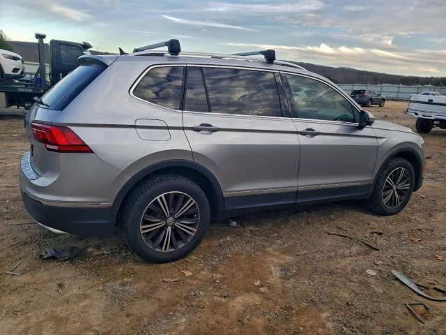 Volkswagen Tiguan - фото 2