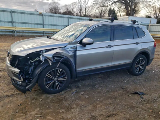 Volkswagen Tiguan - фото 4