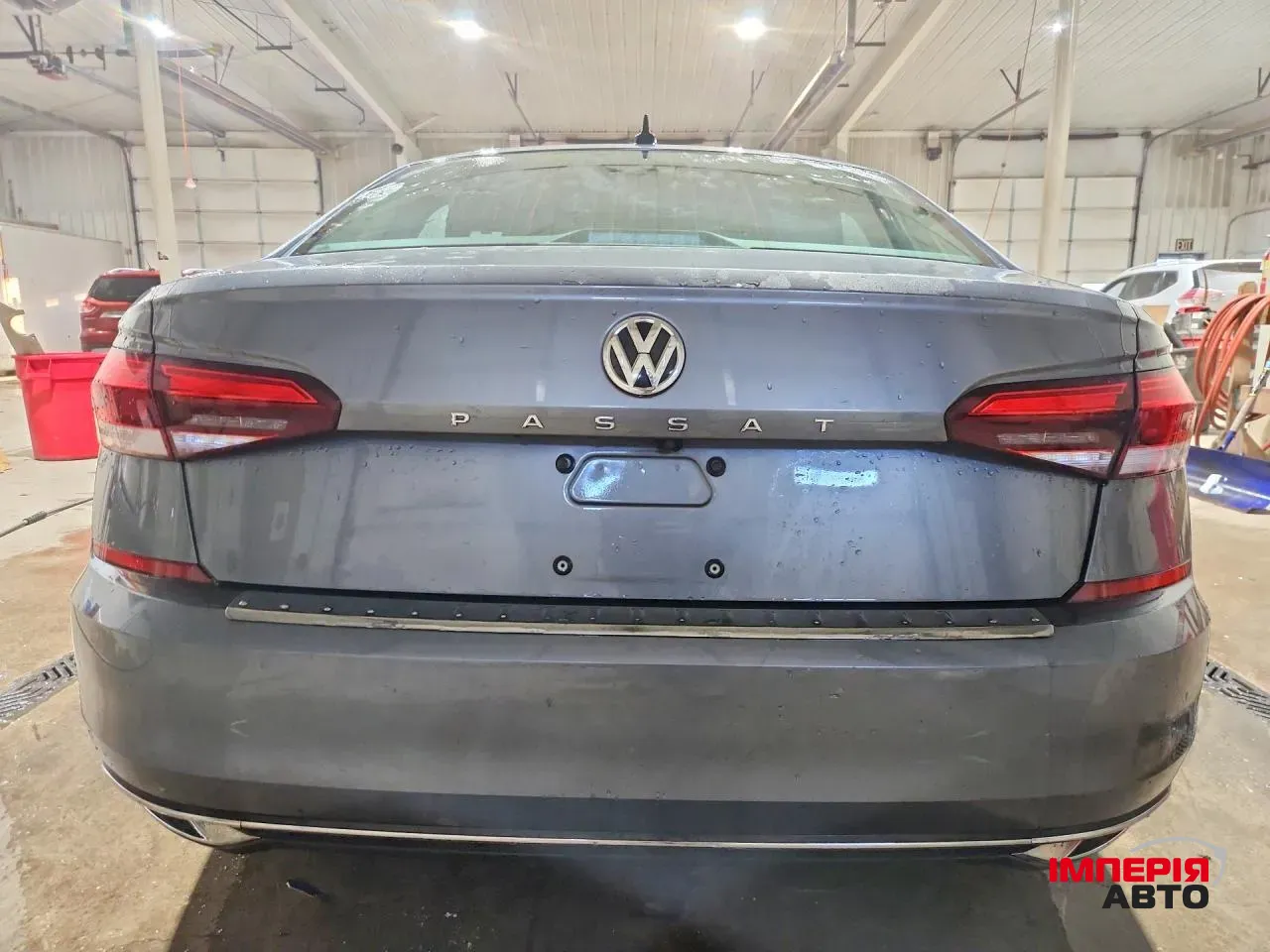 Volkswagen Passat - фото 3