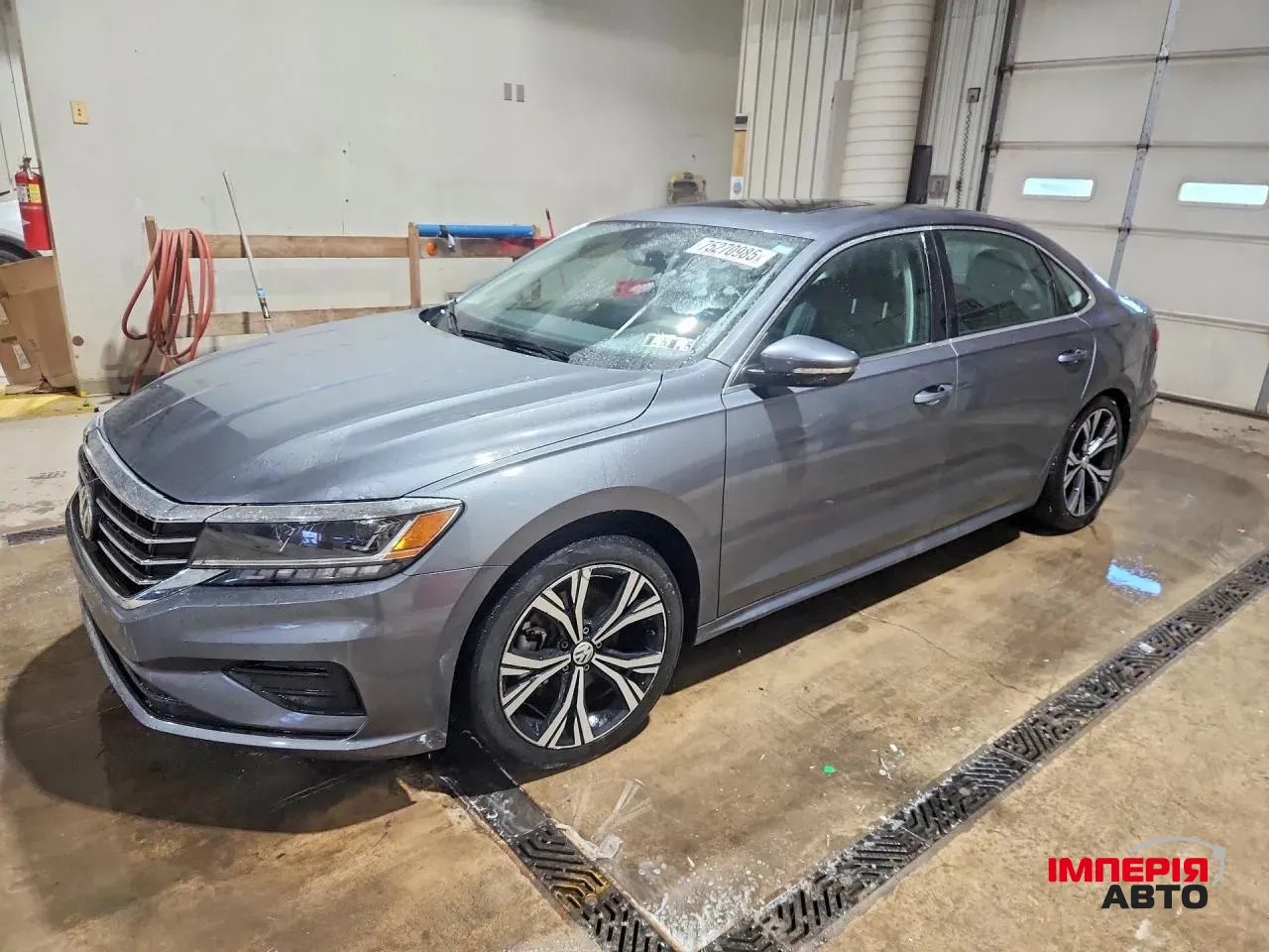 Volkswagen Passat - фото 2