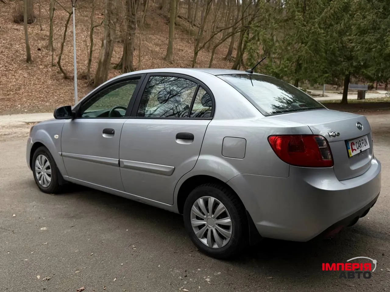 Kia Rio - фото 8