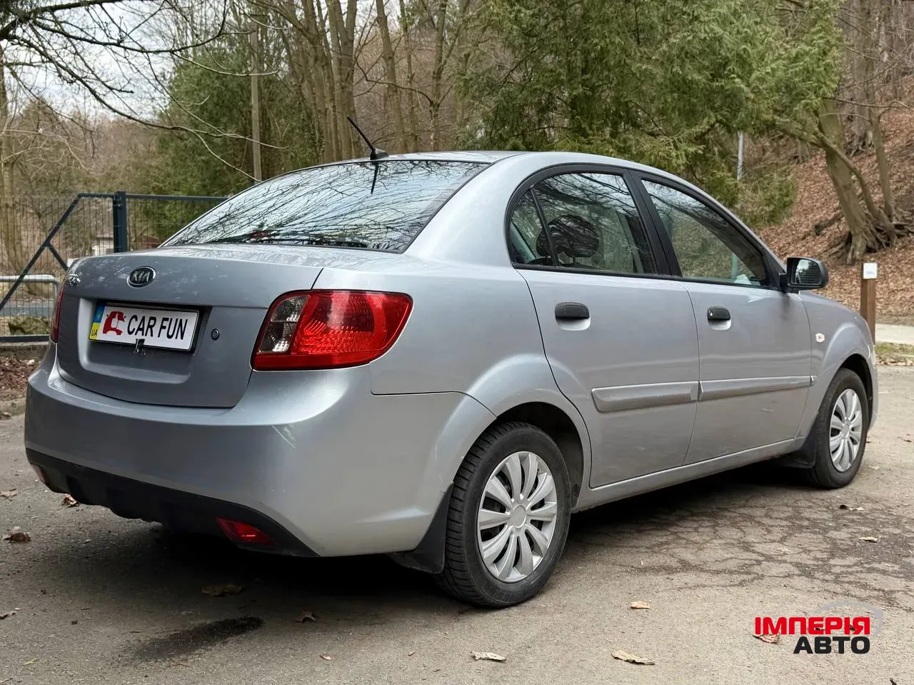 Kia Rio - фото 7