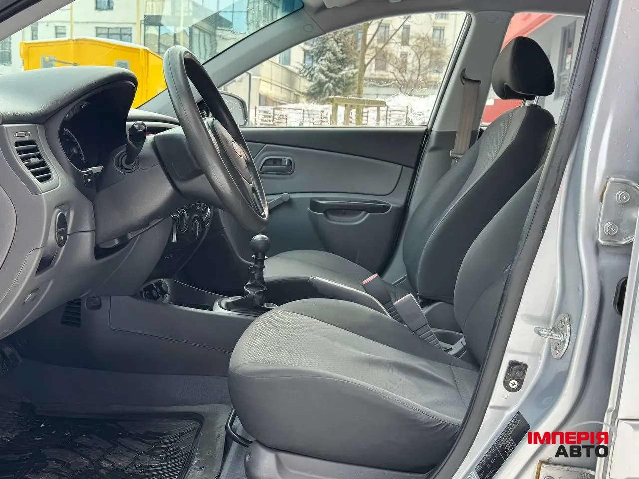 Kia Rio - фото 13