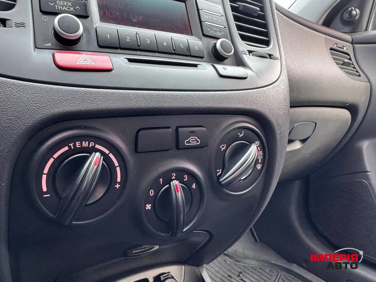 Kia Rio - фото 22