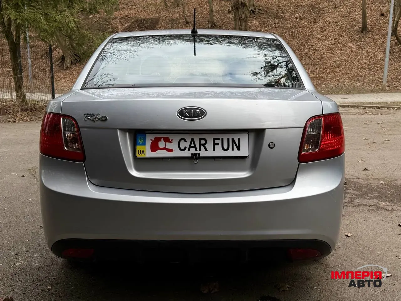 Kia Rio - фото 6