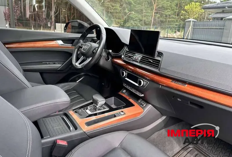Audi Q5 - фото 8