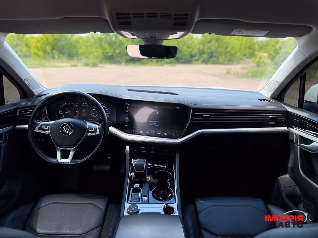 Volkswagen Touareg - фото 27