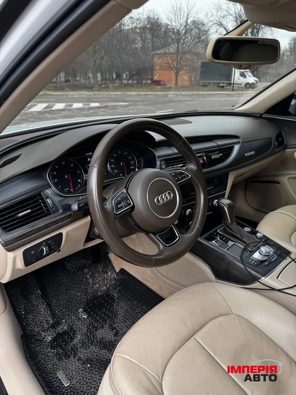 Audi A6 - фото 10