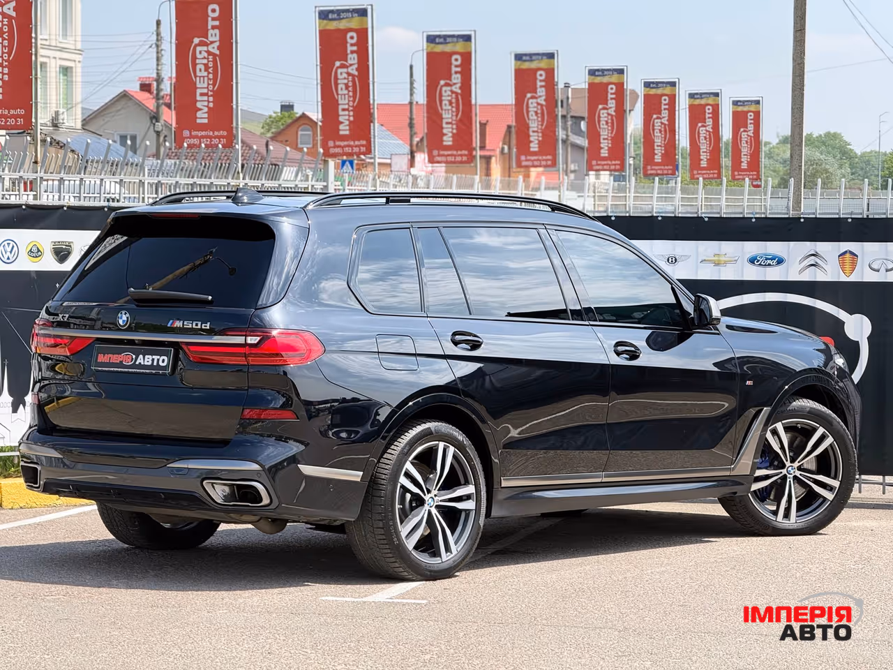 BMW X7 - фото 27