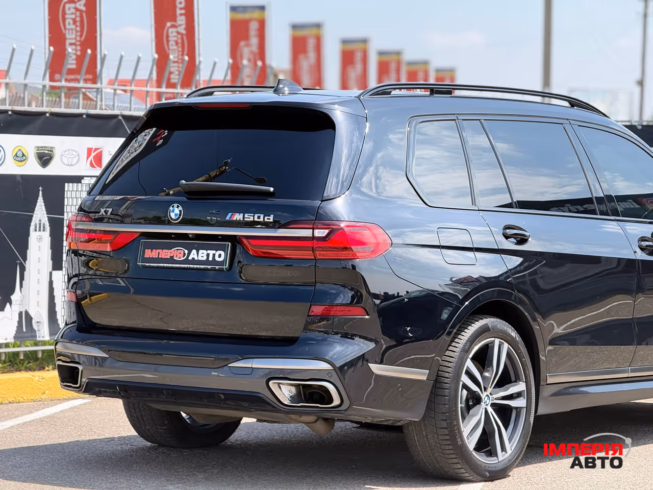 BMW X7 - фото 28