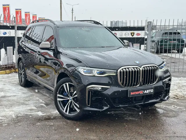 BMW X7 - фото 3
