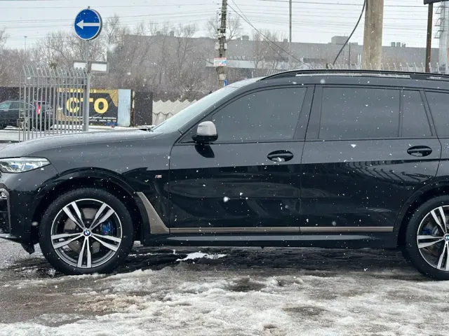 BMW X7 - фото 5