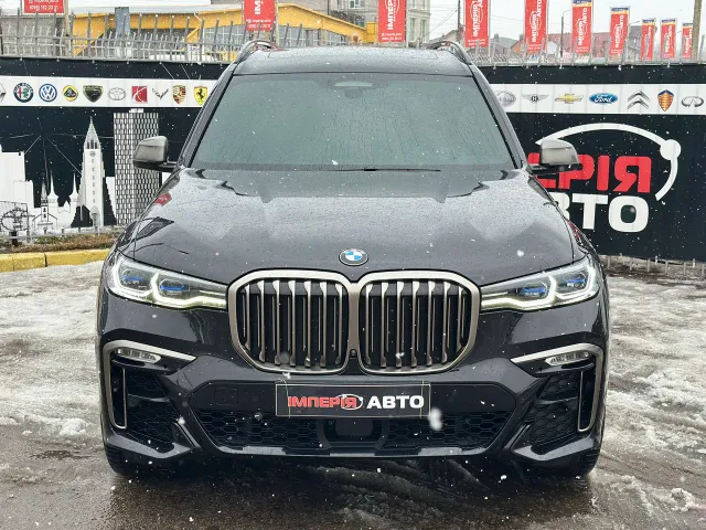BMW X7 - фото 4