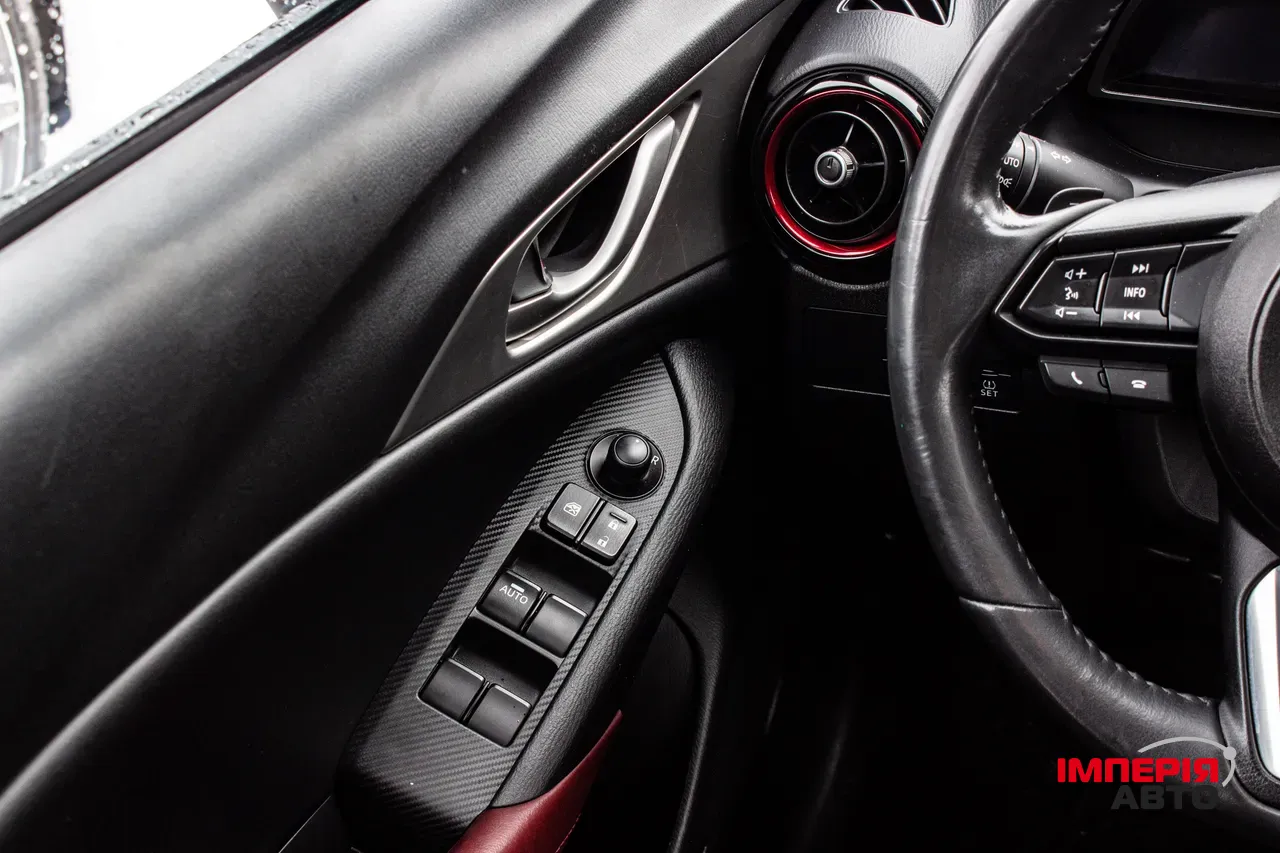 Mazda CX-3 - фото 32