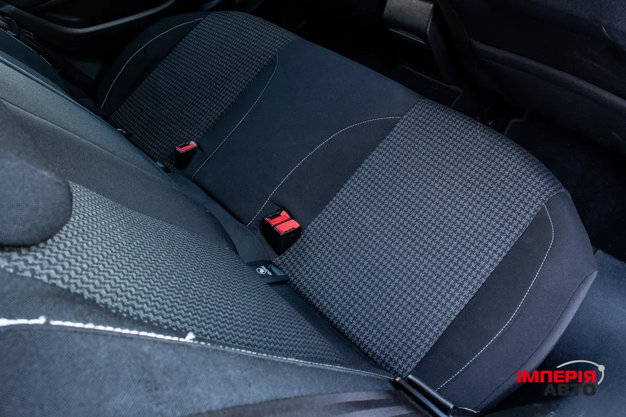 Peugeot 308 - фото 9