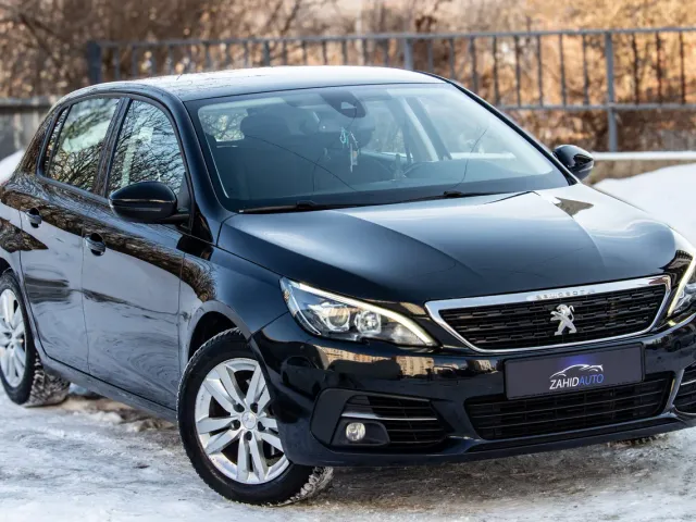 Peugeot 308 - фото 1
