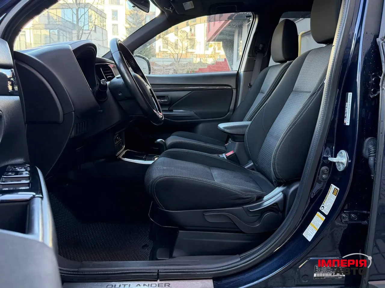 Mitsubishi Outlander - фото 11