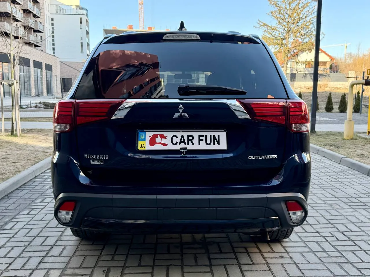 Mitsubishi Outlander - фото 8