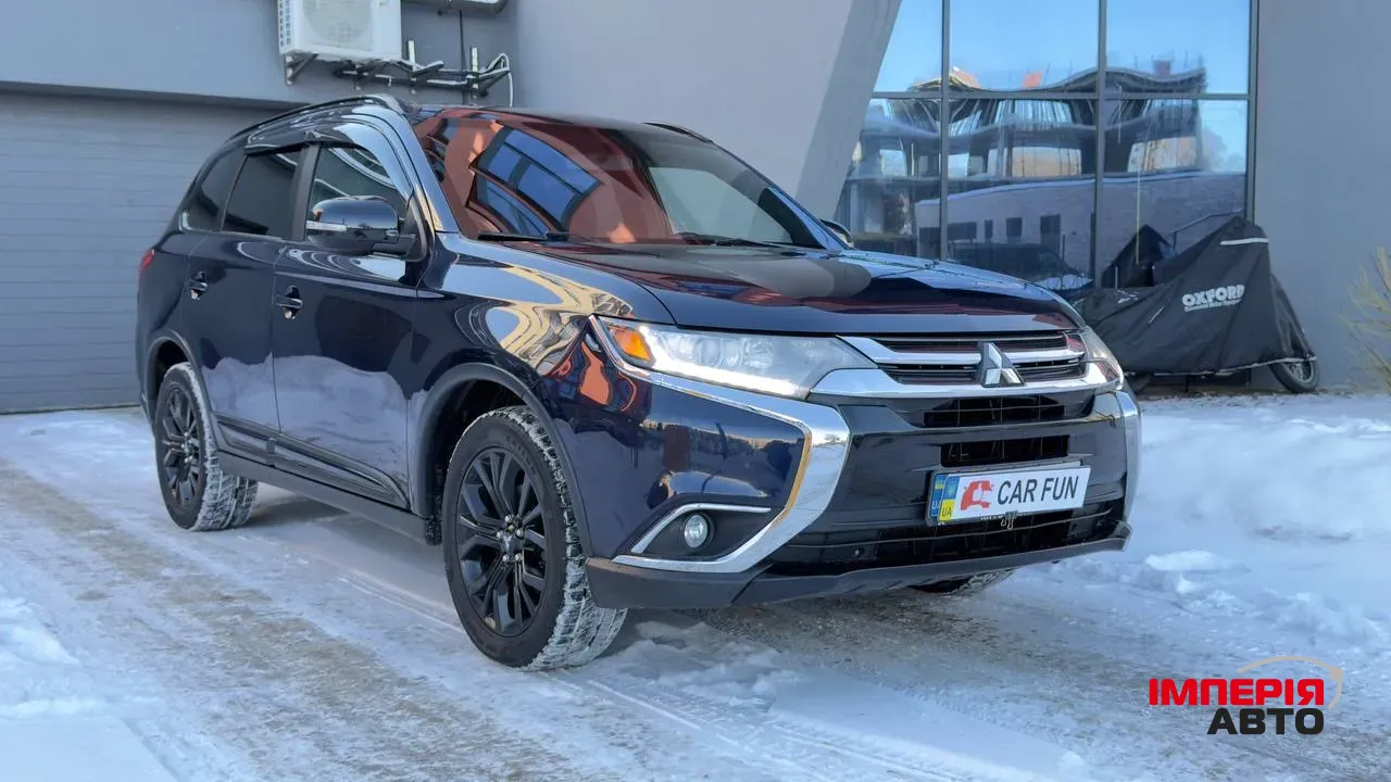 Mitsubishi Outlander - фото 3