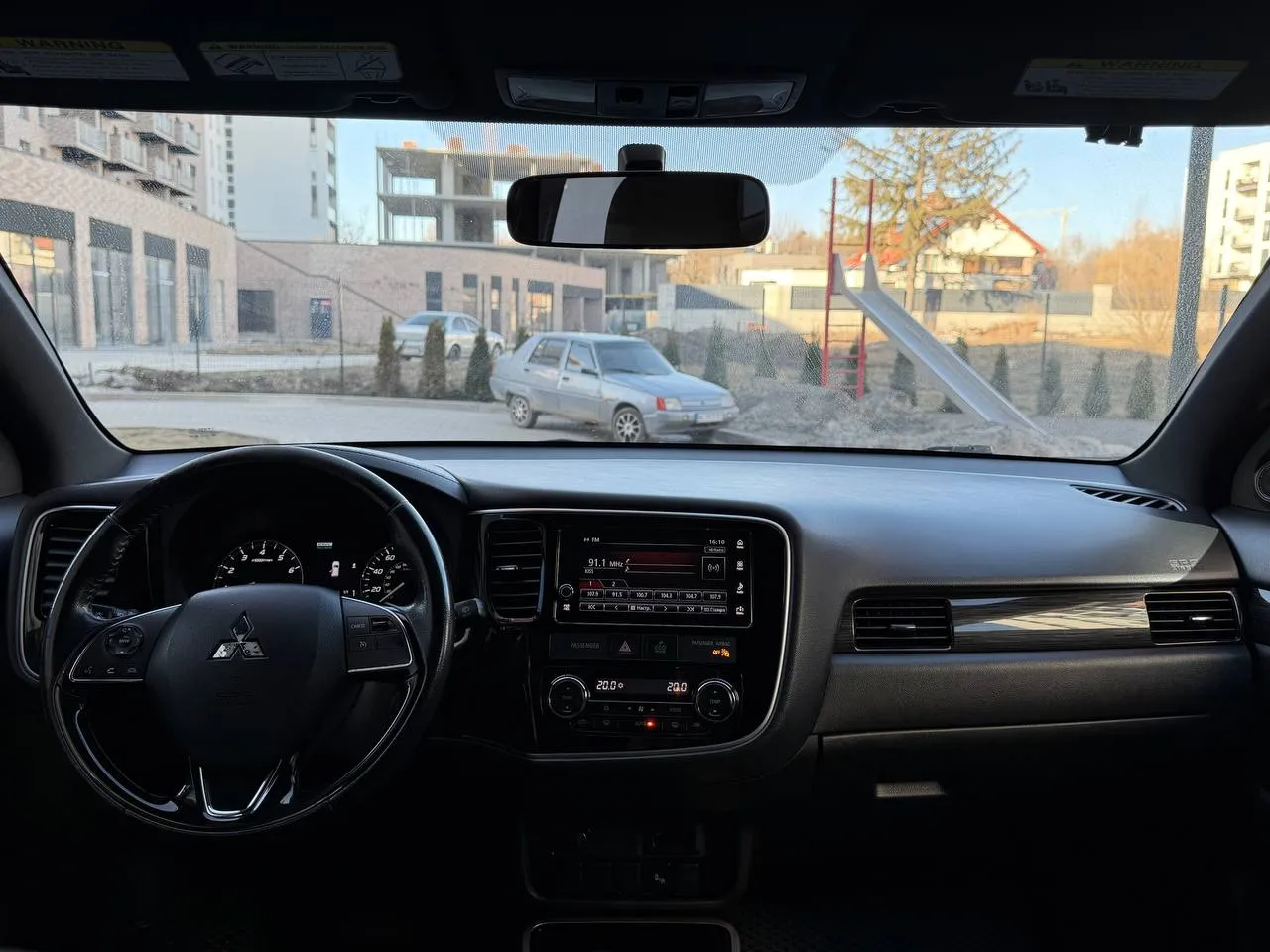 Mitsubishi Outlander - фото 17