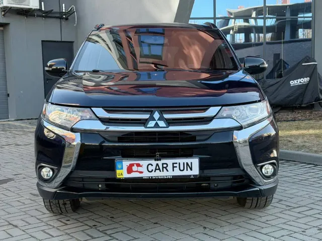 Mitsubishi Outlander - фото 5