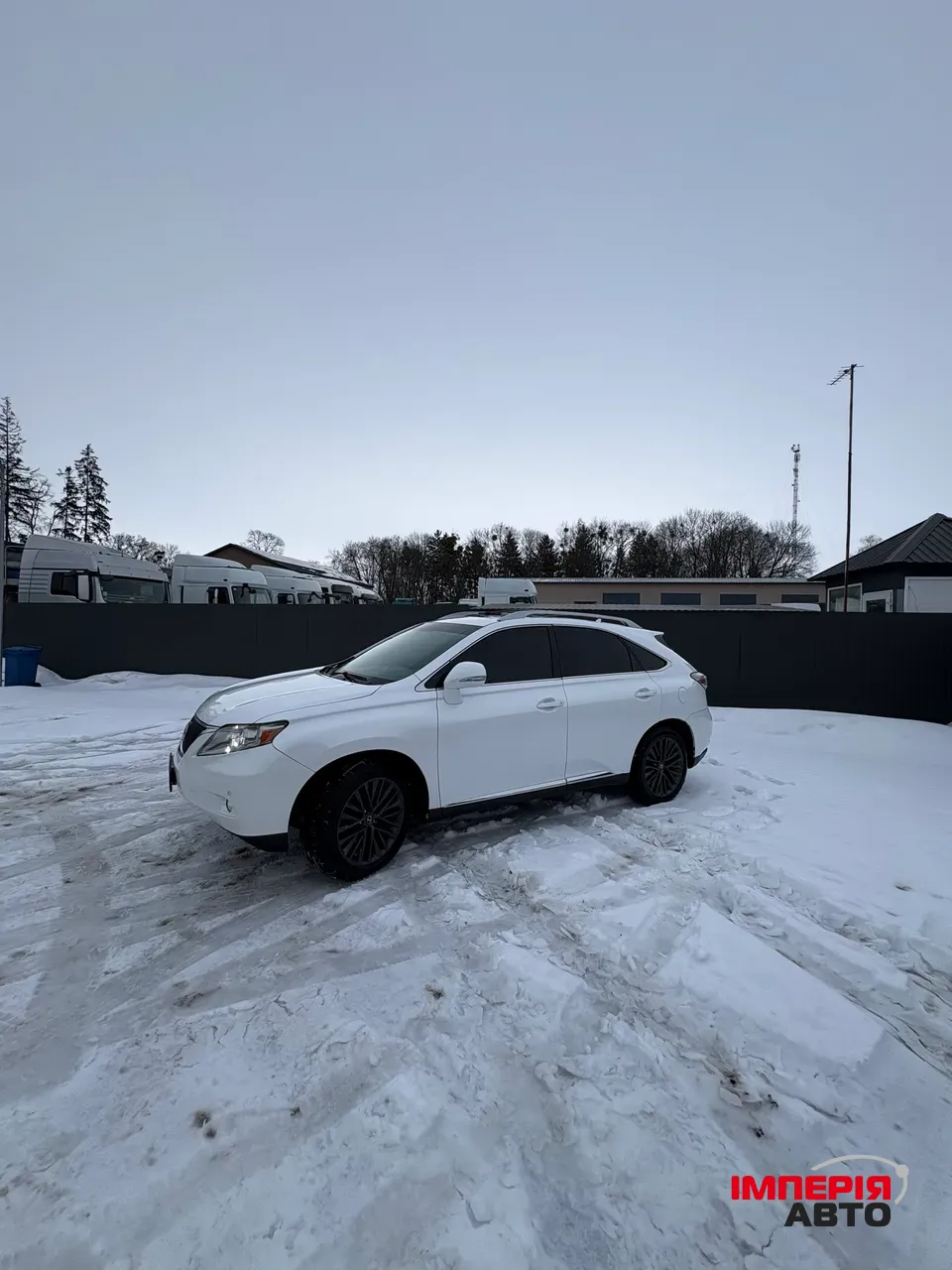 Lexus RX - фото 16