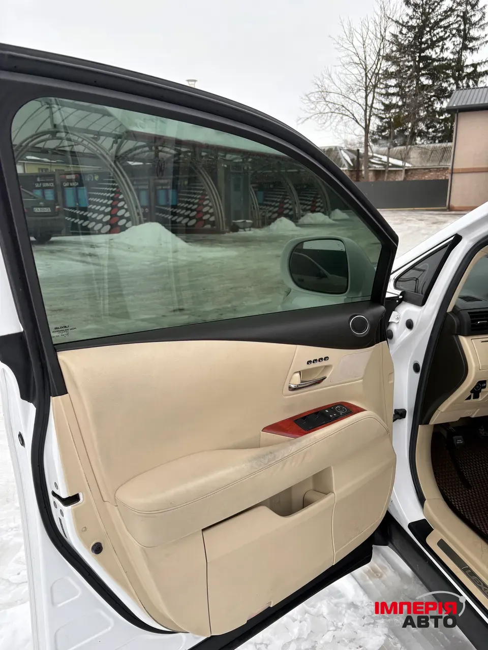 Lexus RX - фото 10