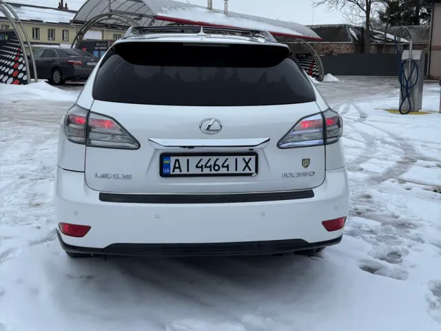 Lexus RX - фото 5