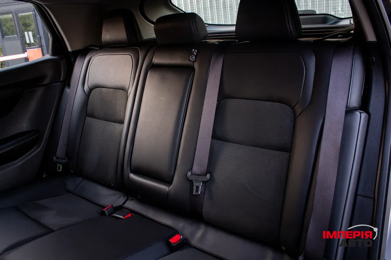 Nissan Ariya - фото 31