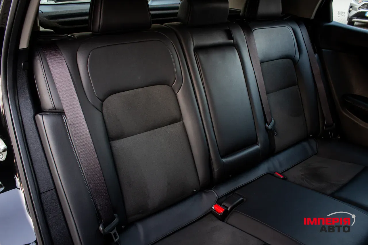 Nissan Ariya - фото 39