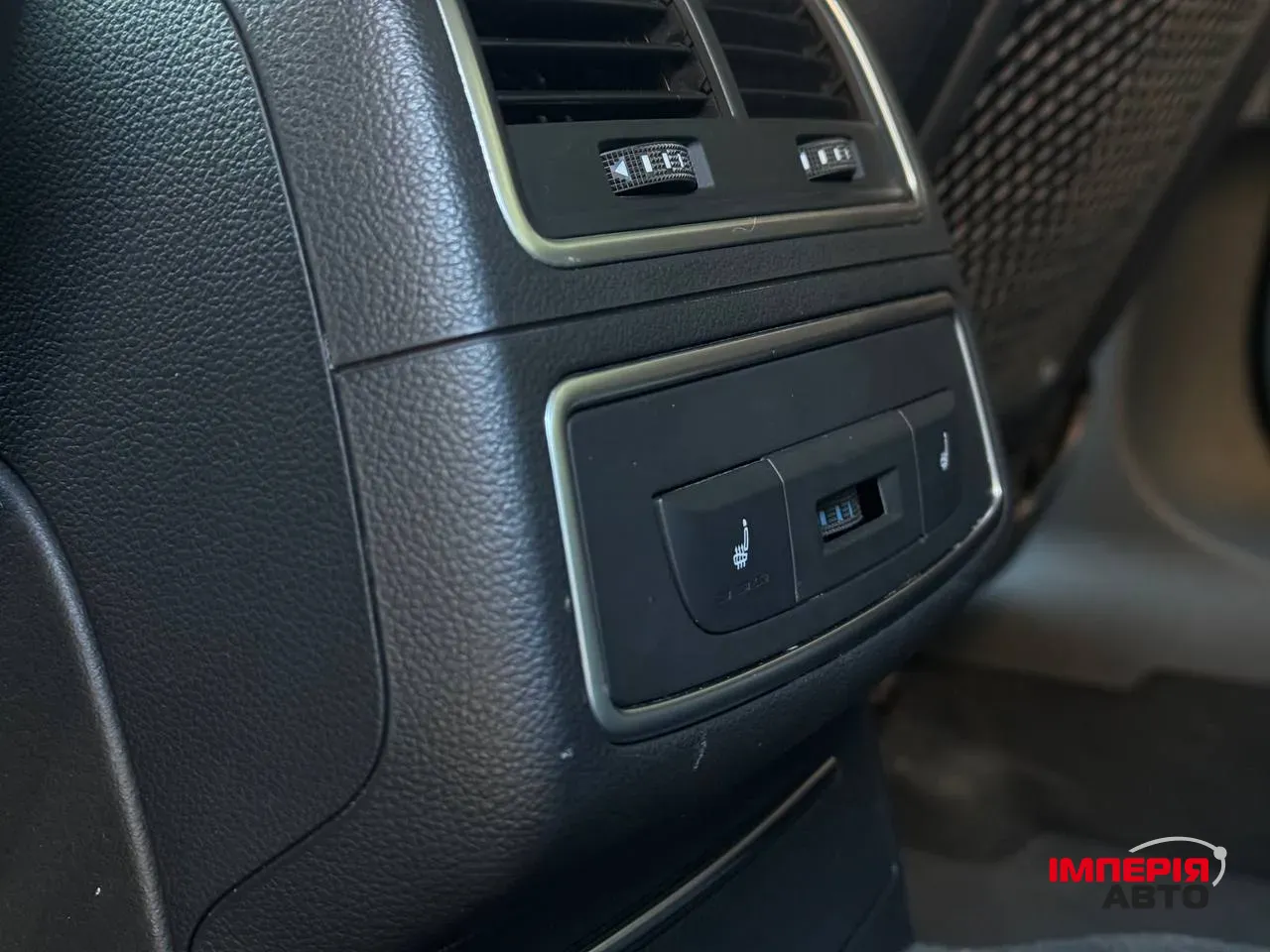 Audi A6 - фото 24