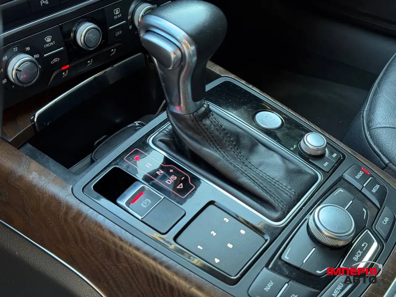 Audi A6 - фото 18