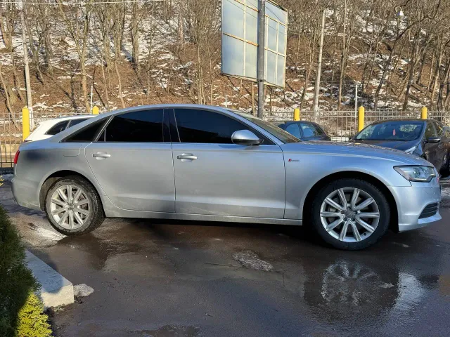 Audi A6 - фото 5