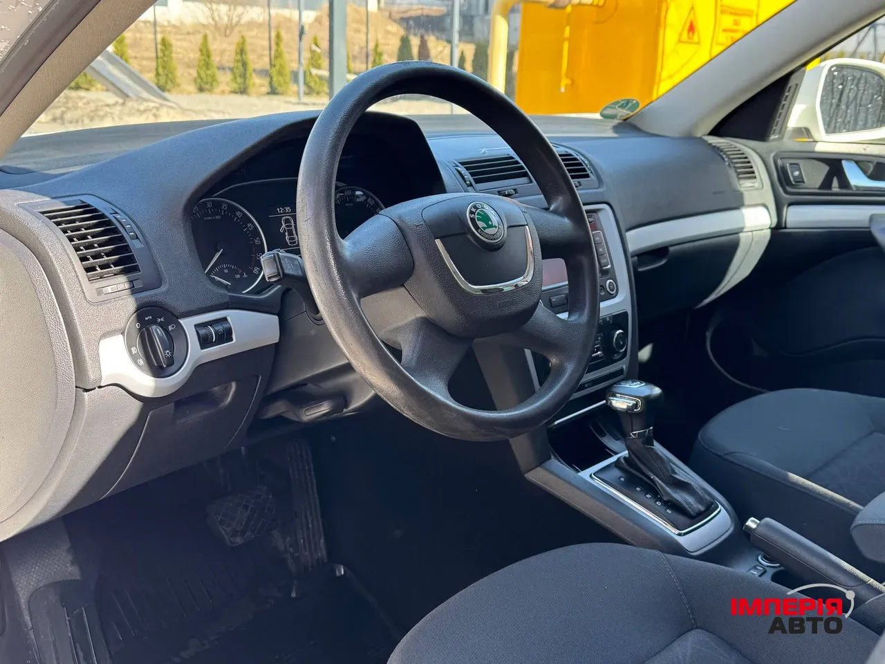 Skoda Octavia - фото 9