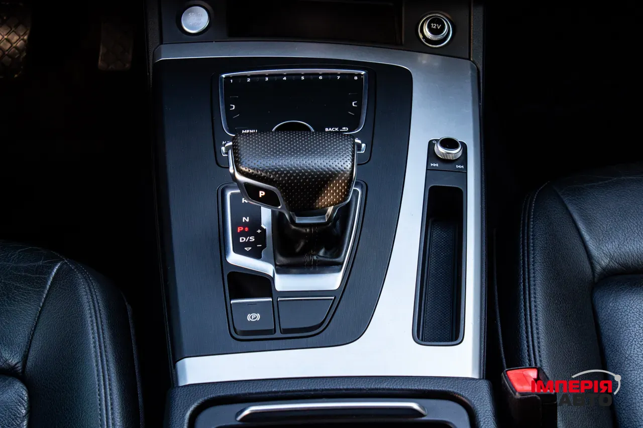 Audi Q5 - фото 49